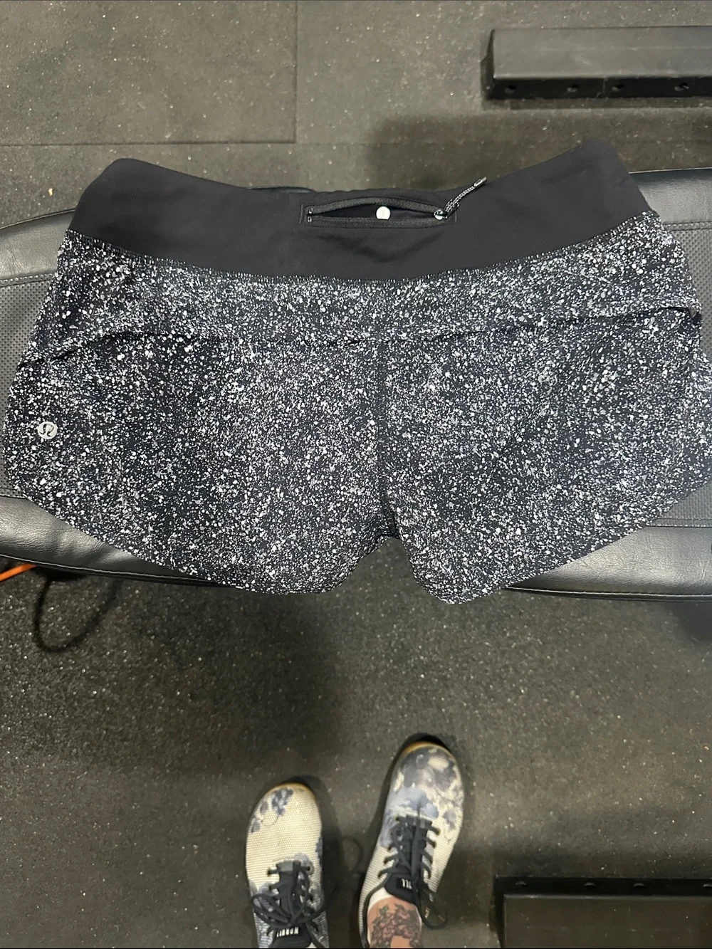 Lululemon speed up shorts size 8
